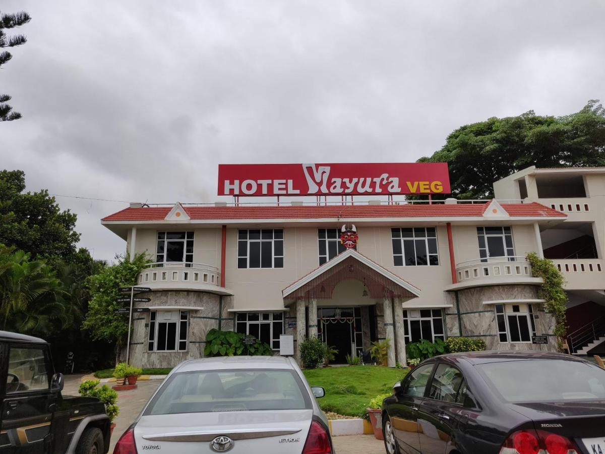 Hotel Mayura Nelligere Eksteriør bilde
